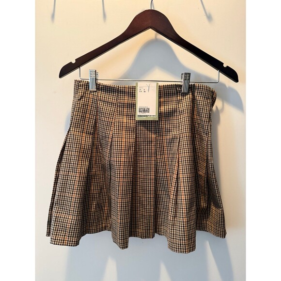H&M Dresses & Skirts - H&M Brown Plaid Pleated Mini Skirt - Small NWT